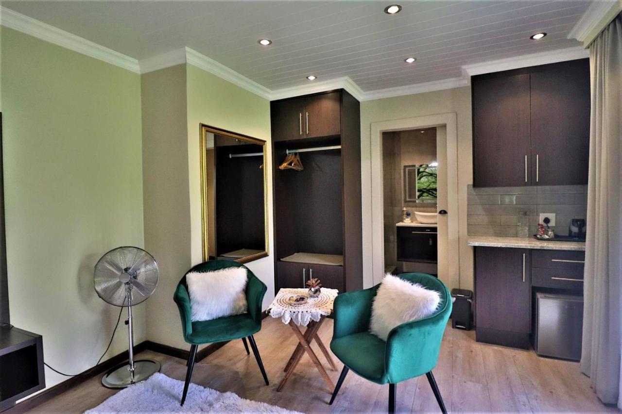 The Ranch Guesthouse Potchefstroom Ngoại thất bức ảnh